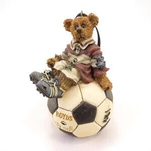 Boyds Bears: Rocky ... Score, Score, Score  Ornament 25704 Bearstone w/Box
